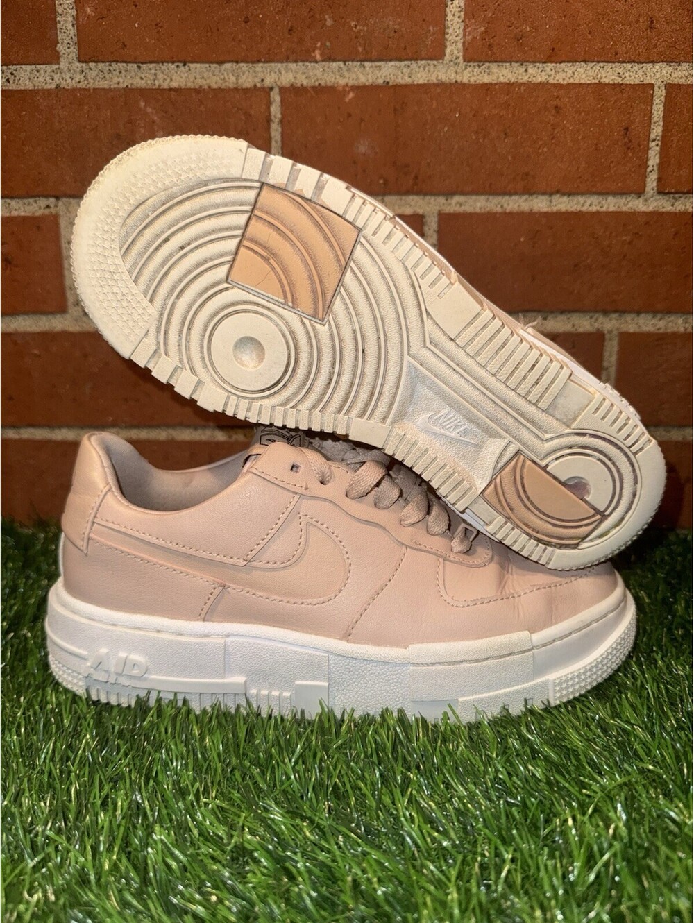 Size 5.5 - Nike Air Force 1 Pixel Particle Beige W
